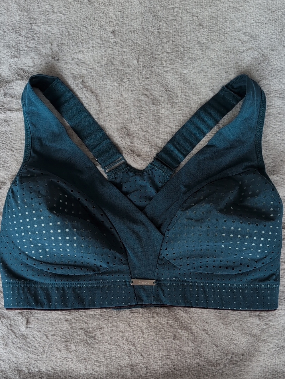 Chantelle Perforated Wireless Sports Bra - Teal